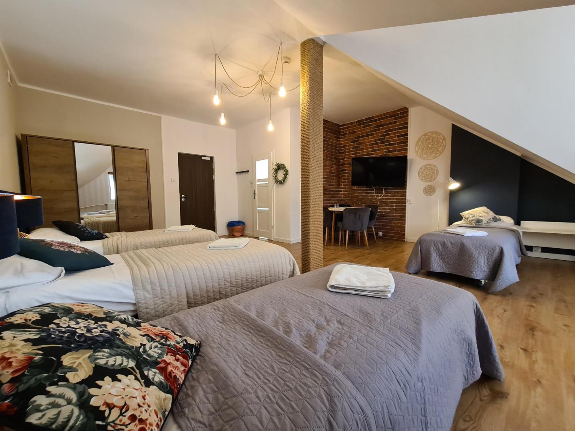 Hotel Kurpia Arte Nowogród Esterno foto