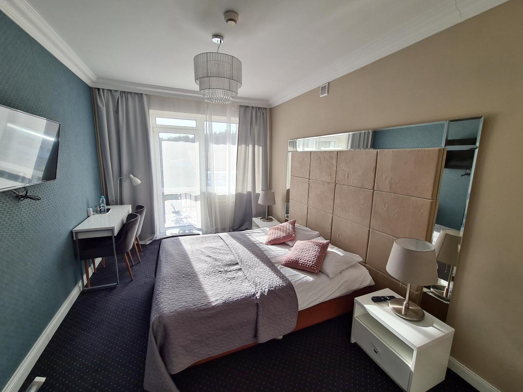Hotel Kurpia Arte Nowogród Esterno foto