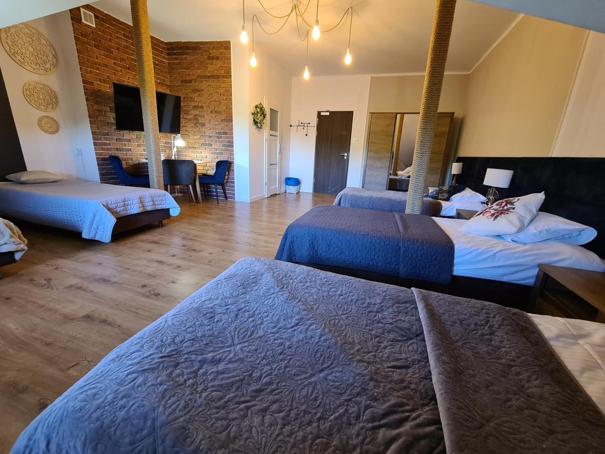 Hotel Kurpia Arte Nowogród Esterno foto