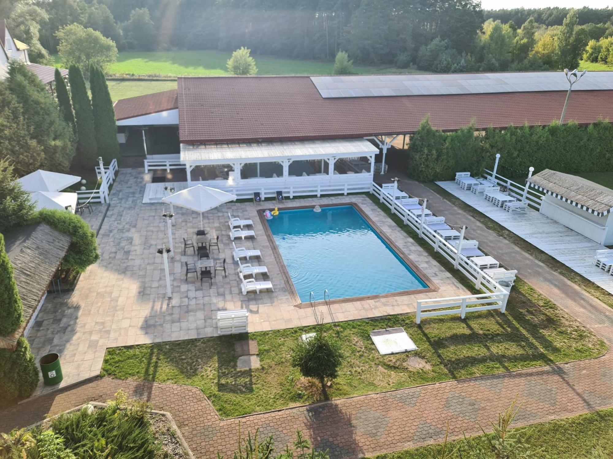 Hotel Kurpia Arte Nowogród Esterno foto