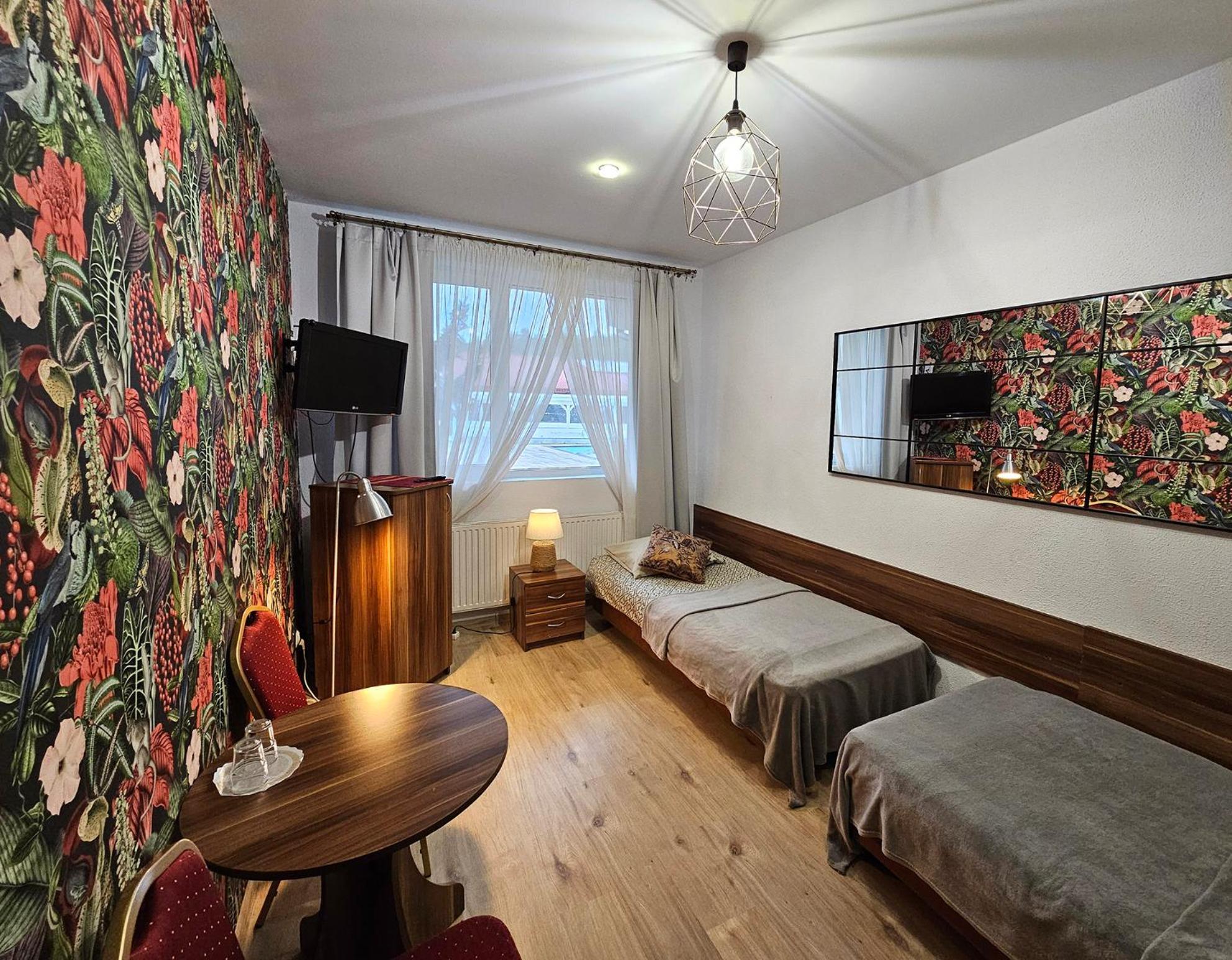 Hotel Kurpia Arte Nowogród Esterno foto